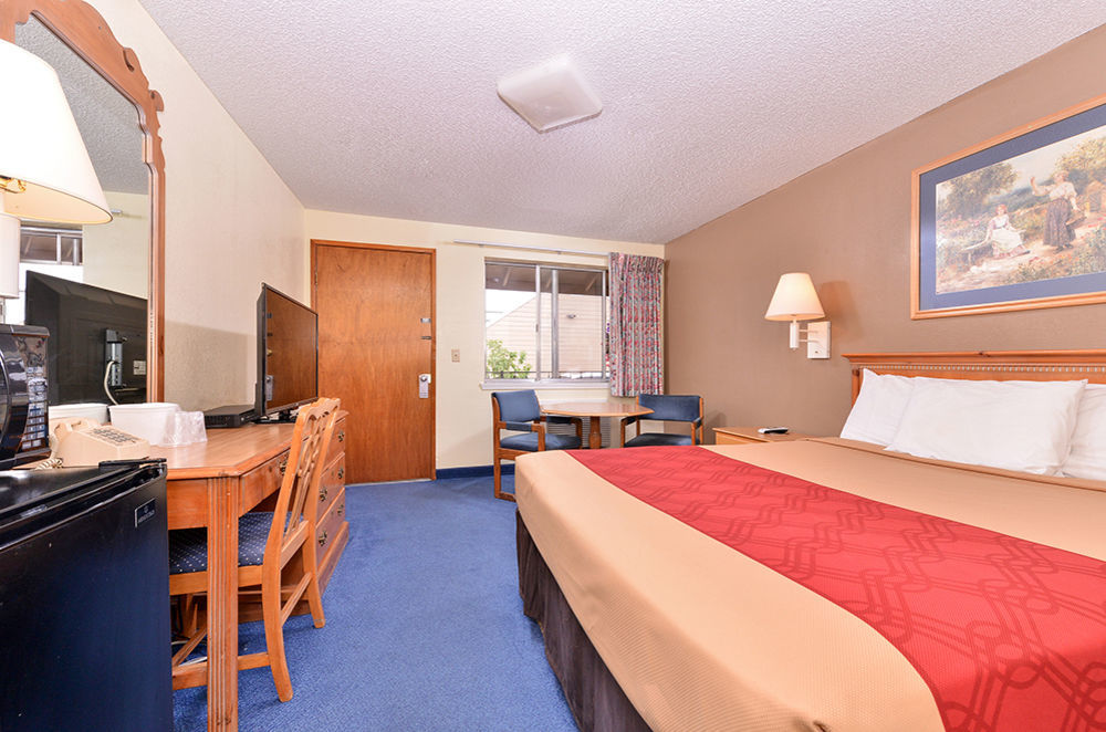 Corvallis Budget Inn Exterior photo
