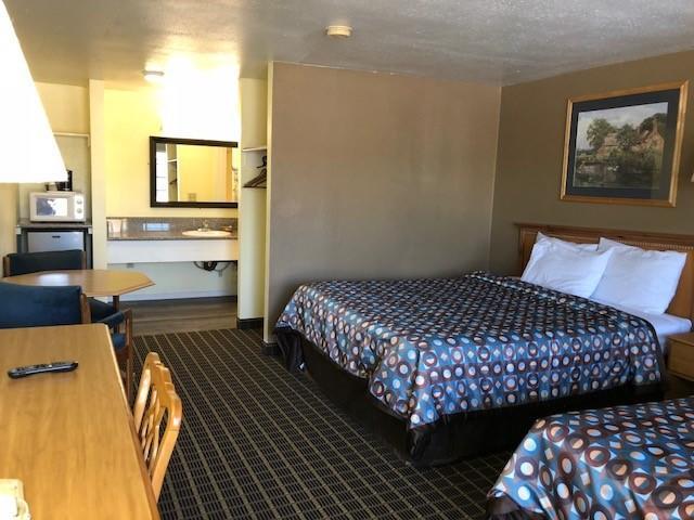 Corvallis Budget Inn Exterior photo